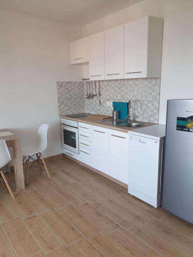 Apartment Ana, Razanj, Rogoznica, Hrvatska *