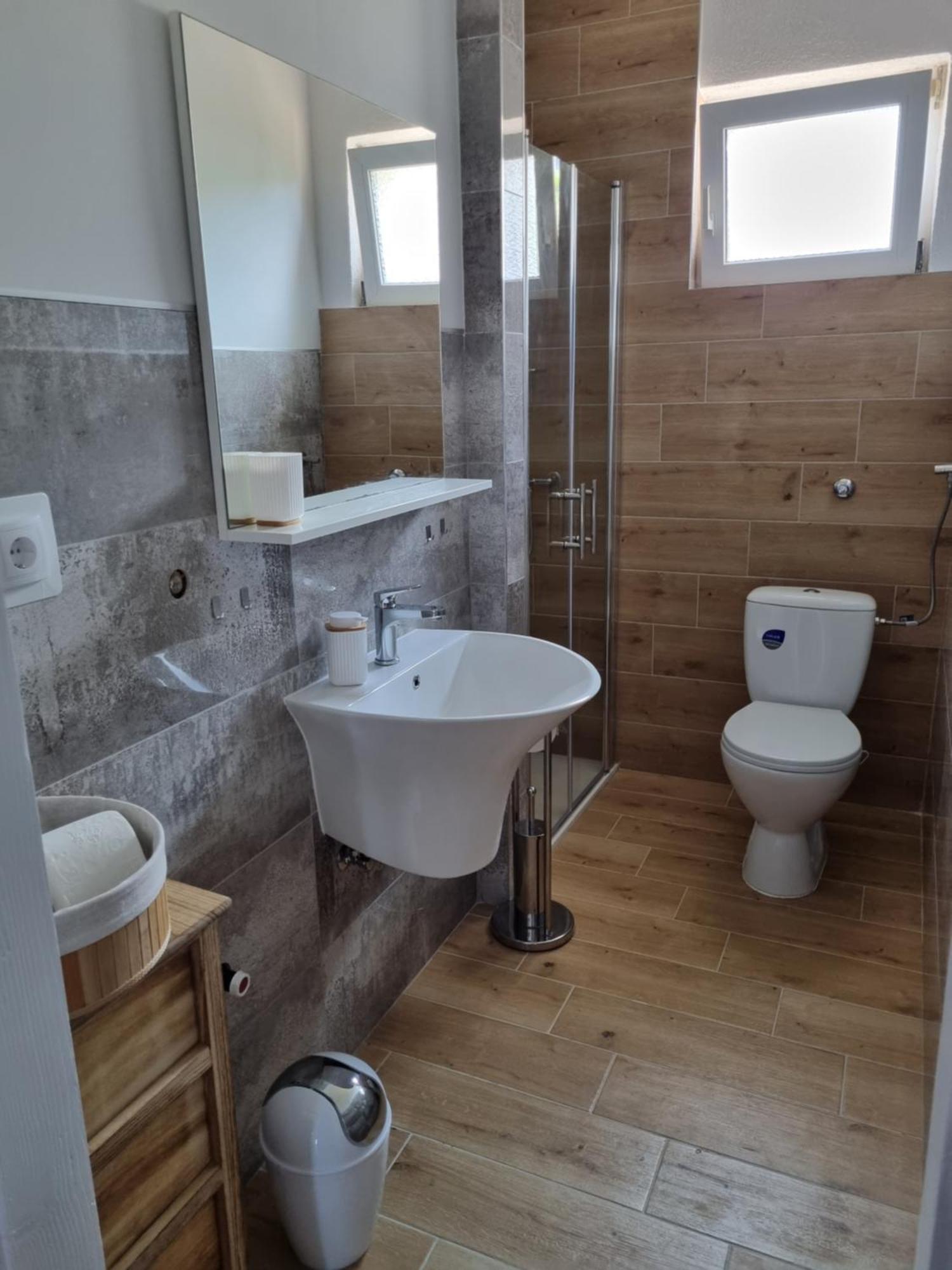 Ana, Razanj, Rogoznica, Hrvatska Apartment *
